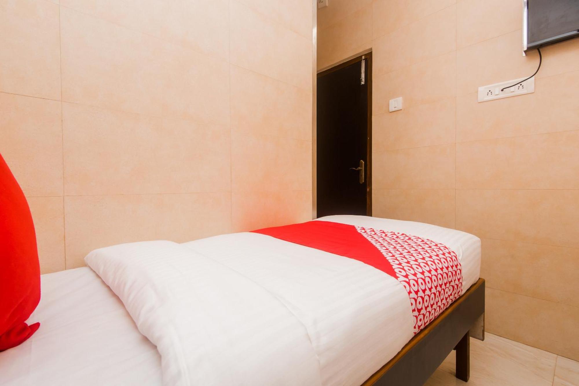 Hotel O Kamal Mumbai Bagian luar foto