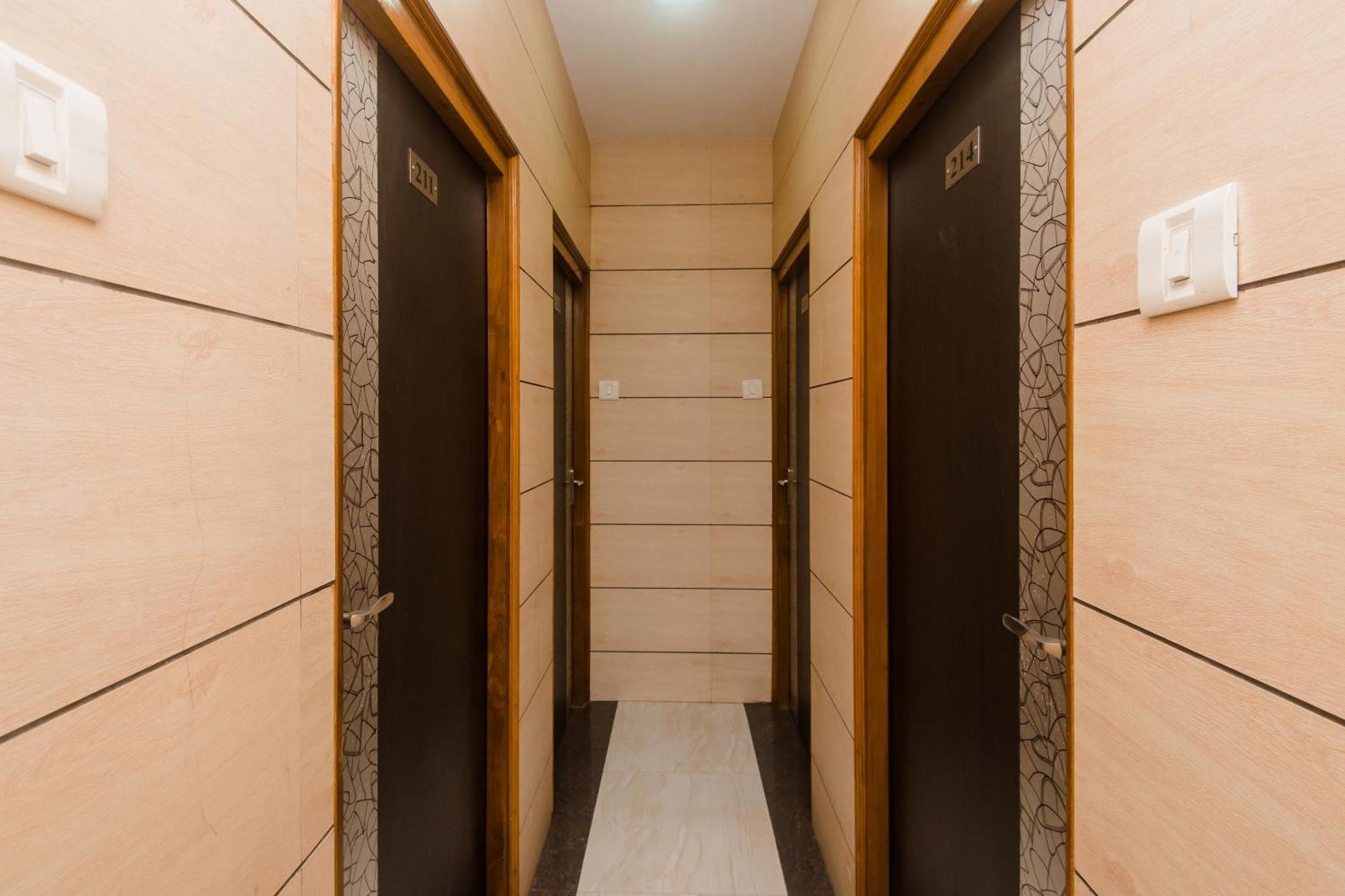 Hotel O Kamal Mumbai Bagian luar foto